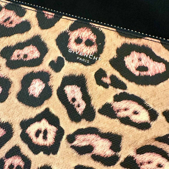 Givenchy animal print clutch - Picture 2 of 8